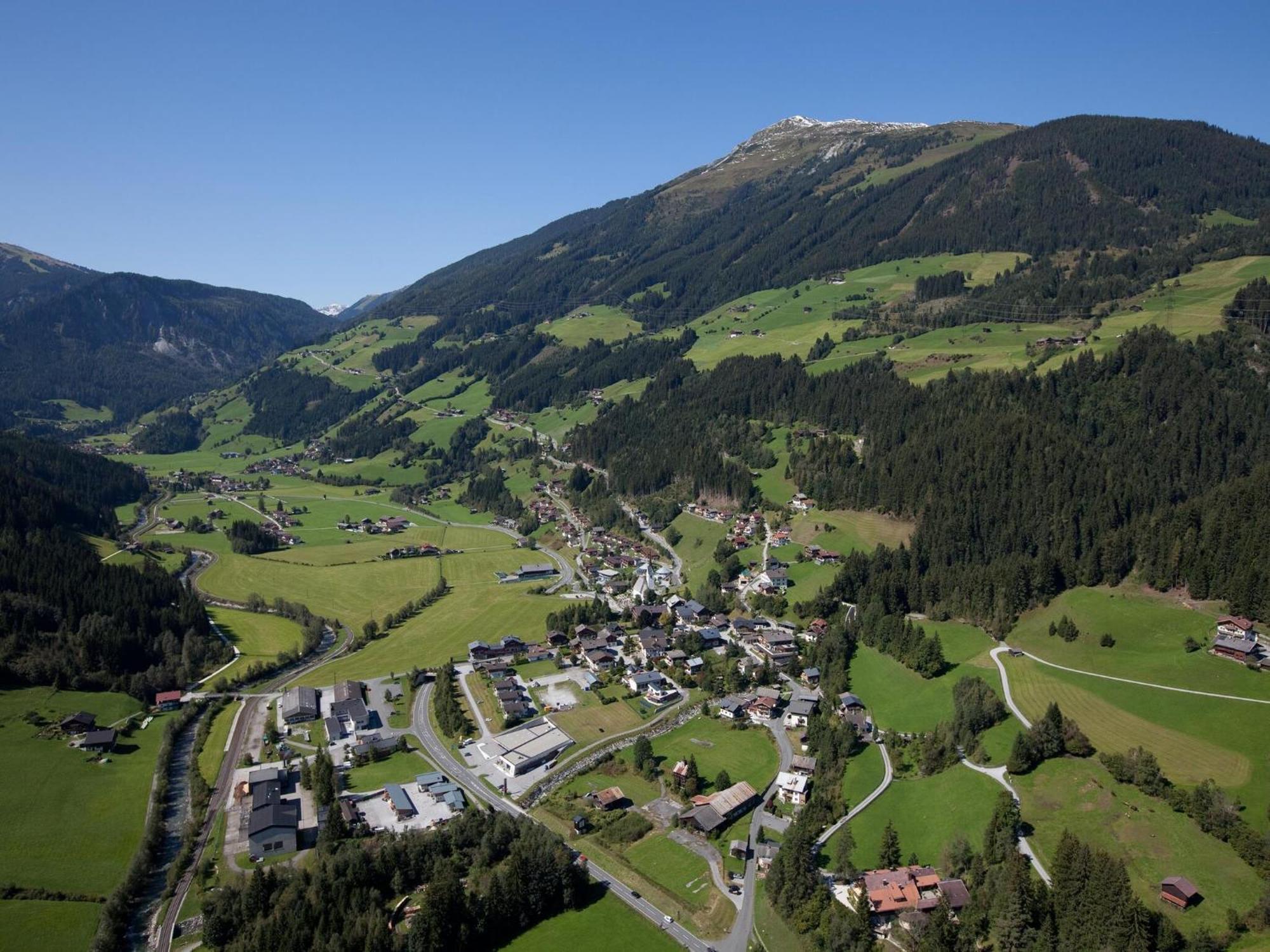 Apartment In Wald Im Pinzgau With Swimming Pool And Views Extérieur photo